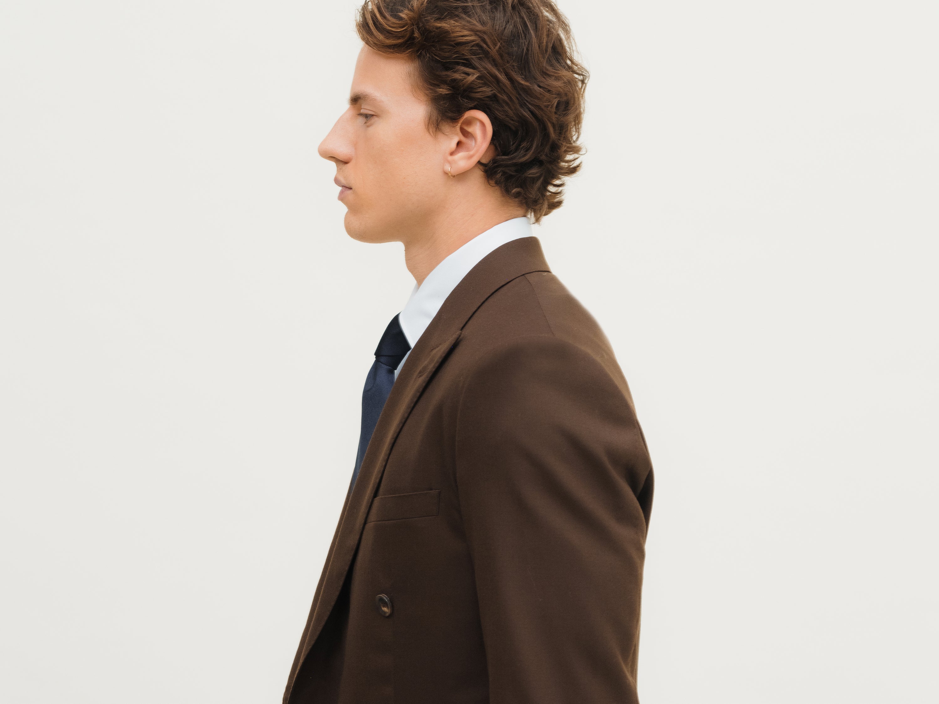 Bespoke suits in classic and modern designs, hand-tailored for a perfect fit