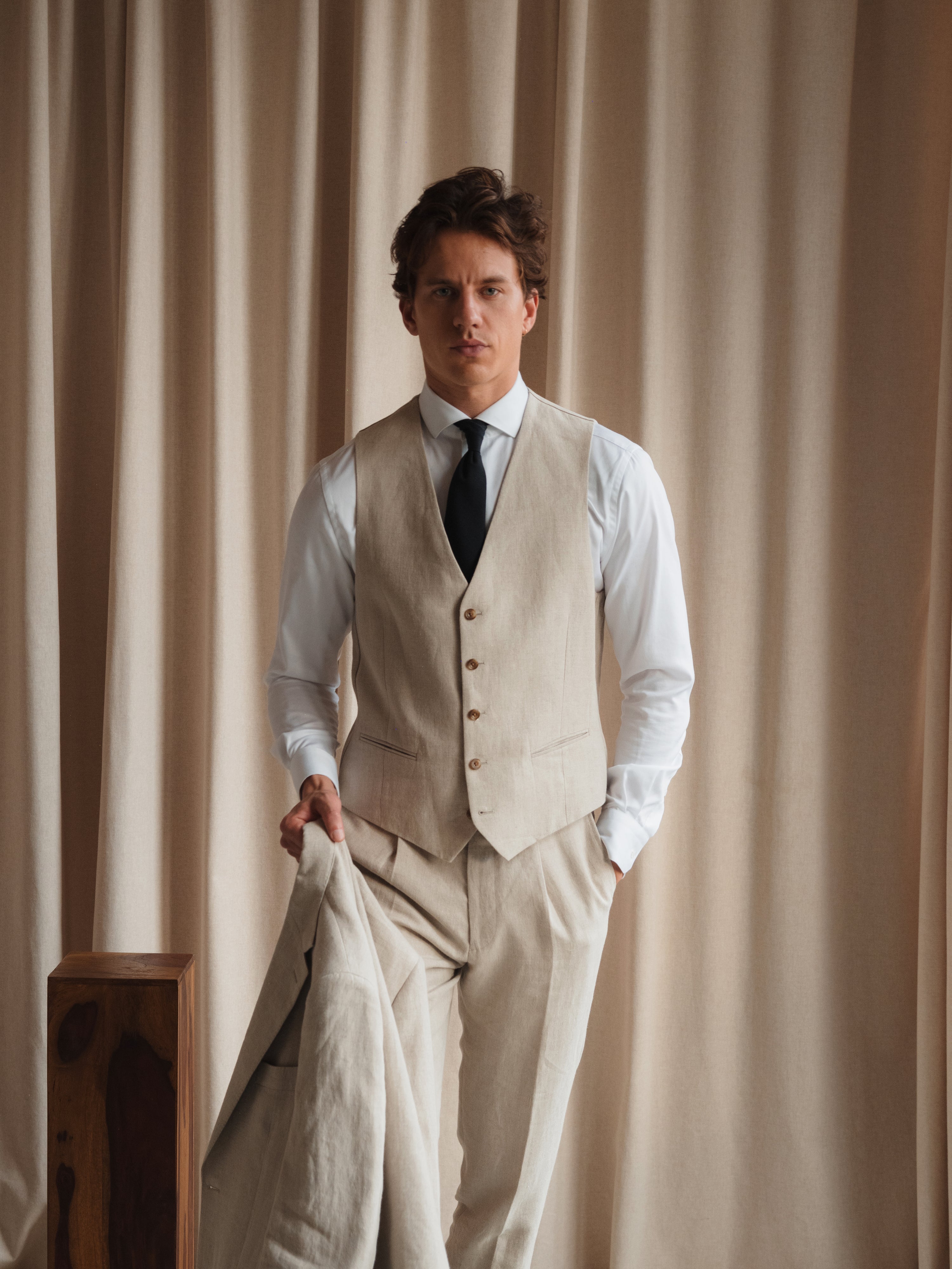 Luxury suits in an array of styles, from refined solids to subtle and bold patterns, at Atelier ACÀN in Ghent and Antwerp.